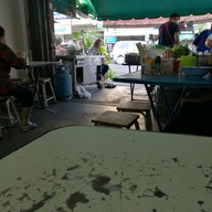 บรรยากาศ ก๋วยเตี๋ยวยกล้อ