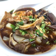 Street Chef by lk kitchen พัทยา สาย3