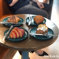 เมนูของร้าน Tiengna Viennoiserie พร้อมพงษ์