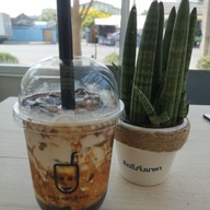 เมนูของร้าน Mongni Cafe ฉะเชิงเทรา
