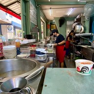 โตจังอ๋อง noodlebar บะหมี่กุ้งแม่น้ำเผาเจ้าแรกของไทย ป้อมปราบศัตรูพ่าย