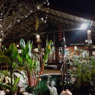 บ้านเพลงพิณ สกลนคร