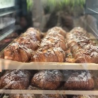 เมนูของร้าน Tiengna Viennoiserie พร้อมพงษ์