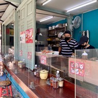 โตจังอ๋อง noodlebar บะหมี่กุ้งแม่น้ำเผาเจ้าแรกของไทย ป้อมปราบศัตรูพ่าย