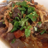 เมนูของร้าน ก๋วยเตี๋ยวเรือฟ้ามุ่ย
