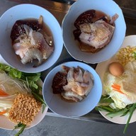 ร้านอิ่มจังหมูกระทะ(หน้าวัดหลักร้อย โคราช)