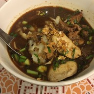 เมนูของร้าน ก๋วยเตี๋ยวเรือฟ้ามุ่ย