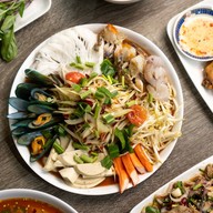 เมนูของร้าน ส้มตำอีสานรสแซ่บ ส้มตำอีสานรสแซ่บ