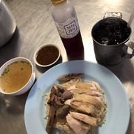 เมนูของร้าน แก้วข้าวมันไก่ เอกชัย69 บางบอน