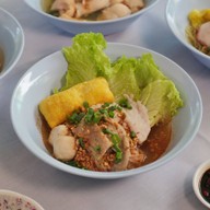 เมนูของร้าน อารีย์ต้มเลือดหมู โชตนา