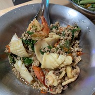 หมี่กระเฉดเจ๊อ้อยตลาดพลู บางขุนนนท์24