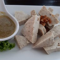 ต. ก๋วยเตี๋ยวลูกชิ้นปลา