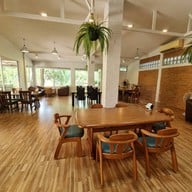 บรรยากาศ บ้านกลางสวน