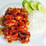 เมนู วีณาไก่แซ่บ ถนนหลวงพ่อ