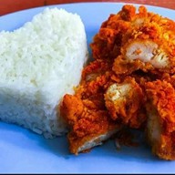 เมนู วีณาไก่แซ่บ ถนนหลวงพ่อ