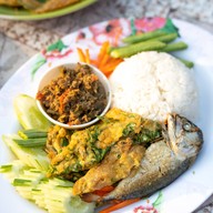 เมนูของร้าน ป้ารัตน์ตามสั่ง เอื้ออาทร14 เอื้ออาทร14