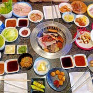 เมนูของร้าน ย่าง HERE Victoria Garden เพชรเกษม69