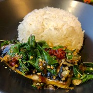 ผัดกระพือ ปากเกร็ด