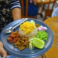 เมนูของร้าน ก๋วยเตี๋ยวปลาบ้านบึงตาก&และอาหารตามสั่ง