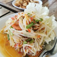 เมนูของร้าน ก๋วยเตี๋ยวเรือ ราไวย์ ซอยไสยวน