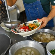 บรรยากาศ ก๋วยเตี๋ยวปลาบ้านบึงตาก&และอาหารตามสั่ง