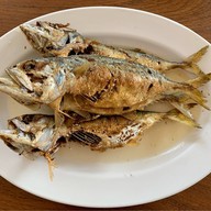 Food or drink of Krua Pla Too Bang Saen