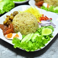 เมนูของร้าน น้องใหม่สุกี้ราดหน้า
