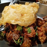 ผัดกระพือ ปากเกร็ด