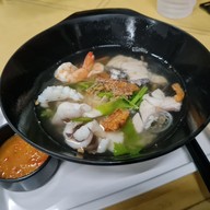 เมนูของร้าน ข้าวต้มปลานวลจันทร์