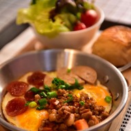 เมนูของร้าน Cha Cha Tea Shop & Eatery