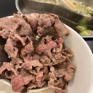 เถ้าแก่เนี้ย ชาบู โลตัสพระราม 1 โซนลานจอดรถเสา A5