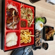 ตำหลาย สหไทยพลาซ่า