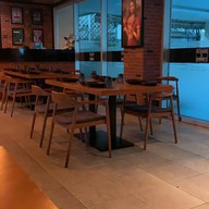 Kebabs & Kurries Restaurant