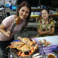 ริมเลหมูกระทะ แหลมท้าวเทวา ศรีราชา