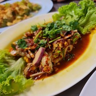 ข้าวต้มปลา หัวปลาหม้อไฟมหาลาภ