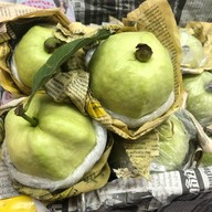 ร้านสันติ ผลไม้สามพราน ฝรั่ง ชมพู่ มะม่วง สาขาสี่มุมเมือง