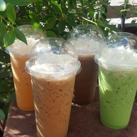 หน้าร้าน Planaka กาแฟโบราณ