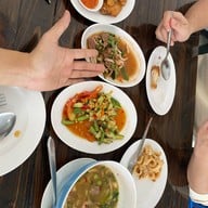 กฤษดาปลาเผา&ไก่ย่างเขาสวนกวาง