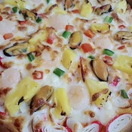 ร้านพิซซ่าเงินแสนเจ้าเก่า/ 2