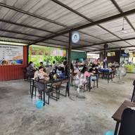 บรรยากาศ ครกเดียวละเมอ บ้านตลาด