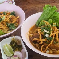 เมนูของร้าน ข้าวซอยเจ๊เล็ก สาขาใหญ่