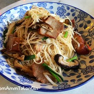 เมนูของร้าน ตั้งใจย่าง ถนนจันทน์