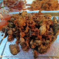 ลูกอิน ข้าวเหนียวหมู ซ.7