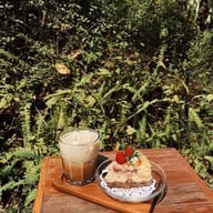 2nd November Cafe & O'ganic Farm