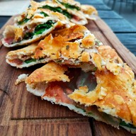 เมนูของร้าน Midwinter Green