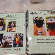 เมนู Hunsa Garden Cafe & Bistro