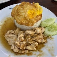 เมนูของร้าน ราดหน้ายอดผักบ้านบดินทร์ ลาดพร้าว 112