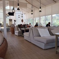 บรรยากาศ Elephant House Lake view Cafe