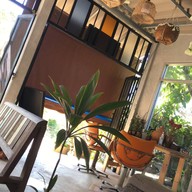 หลานยายมินิคาเฟ่