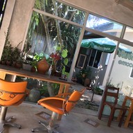 หลานยายมินิคาเฟ่